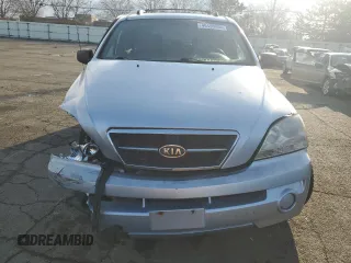 2005 Kia Sorento LX z VIN KNDJC733455442137, wystawiony jako Copart lot #46496065 z przebiegiem 118 299 mil mil oraz Szkoda całkowita • Salvage title. Historia ofert i sprzedaży dostępna na DreamBid. Obrazek 5.