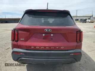 2021 Kia Sorento LX z VIN 5XYRGDLC6MG045413, wystawiony jako Copart lot #48747905 z przebiegiem 60 090 mil mil oraz Szkoda całkowita • Salvage title. Historia ofert i sprzedaży dostępna na DreamBid. Obrazek 6.