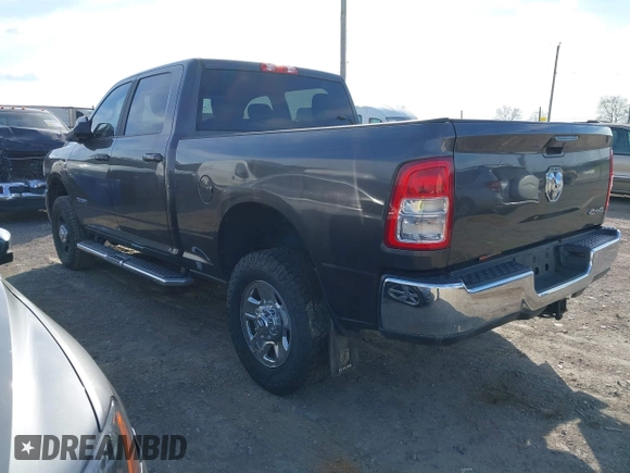 2021 Ram 2500 Big Horn with VIN 3C6UR5DL8MG653404, listed as a IAAI auction lot 42029002 with 150,112 mi miles and . Bid and sale history available at DreamBid. Image 3.