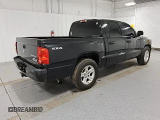 2010 Dodge Dakota Bighorn/Lonestar with VIN 1D7RW3GP4AS264232, listed as a Copart auction lot 82981924 with 192,857 mi miles and Clean Title. Bid and sale history available at carsss.com. Image 3.