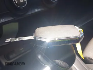 2024 Kia Forte LXS z VIN 3KPF24AD0RE823688, wystawiony jako IAAI lot #42253533 z przebiegiem 16 471 mil mil oraz . Historia ofert i sprzedaży dostępna na DreamBid. Obrazek 11.