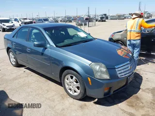 2006 Cadillac CTS z VIN 1G6DP577660180979, wystawiony jako IAAI lot #42309468 z przebiegiem 213 018 mil mil oraz . Historia ofert i sprzedaży dostępna na DreamBid. Obrazek 1.