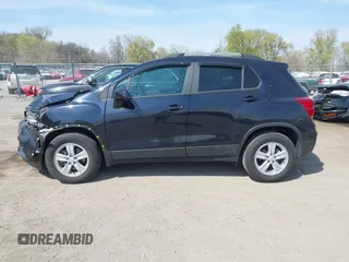 2022 Chevrolet Trax LT with VIN KL7CJPSM7NB568709, listed as a IAAI auction lot 42061802 with 28,995 mi miles and . Bid and sale history available at DreamBid. Image 15.