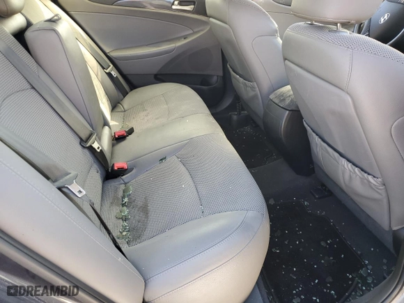 2014 Hyundai Sonata SE with VIN 5NPEC4AC2EH883347, listed as a Copart auction lot 76343144 with 0 mi miles and Salvage Title. Bid and sale history available at carsss.com. Image 10.