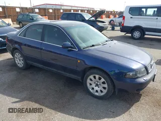 1998 Audi A4 с VIN WAUED68D8WA005001, выставлен на аукционе IAAI как лот 41833621 с пробегом 276 593 миль миль и . История ставок и продаж доступна на DreamBid. Изображение 1.