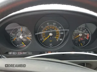 1989 Mercedes-Benz 560 560SL with VIN WDBBA48D6KA094255, listed as a Copart auction lot 72422474 with 44,313 mi miles and Salvage Title. Bid and sale history available at carsss.com. Image 9.