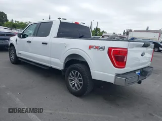 2021 Ford F-150 XL z VIN 1FTFW1E16MFC73480, wystawiony jako IAAI lot #42431172 z przebiegiem 67 041 mil mil oraz . Historia ofert i sprzedaży dostępna na DreamBid. Obrazek 3.
