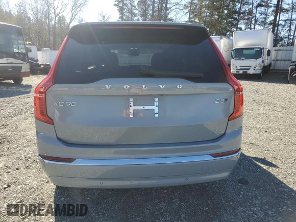 2024 Volvo XC90 Core Bright Theme with VIN YV4L12PKXR1179357, listed as a Copart auction lot 84509834 with 26,527 mi miles and Salvage Title. Bid and sale history available at carsss.com. Image 6.
