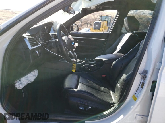 2017 BMW 3 Series 340i with VIN WBA8B3G33HNU36139, listed as a Copart auction lot 44767665 with 64,669 mi miles and Salvage Title. Bid and sale history available at DreamBid. Image 7.