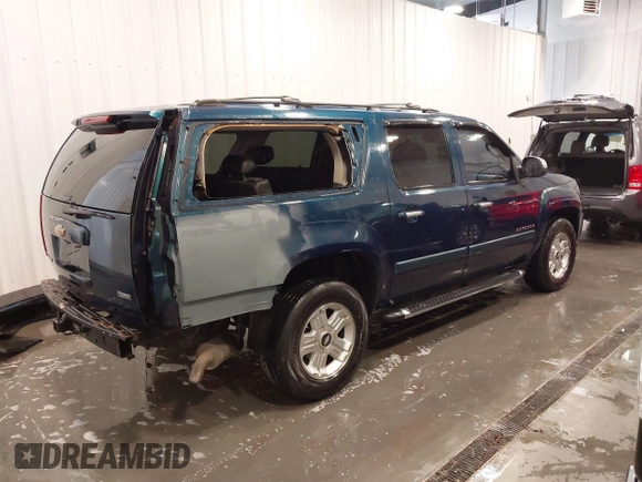 2007 Chevrolet Suburban LTZ with VIN 3GNFK16337G265066, listed as a IAAI auction lot 42373286 with 241,759 mi miles and . Bid and sale history available at DreamBid. Image 4.