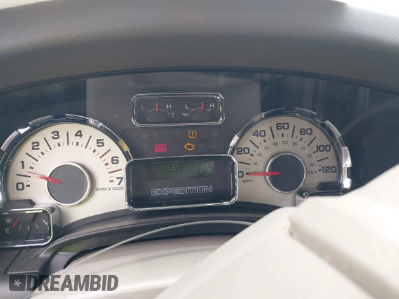 2008 Ford Expedition Limited с VIN 1FMFU19568LA37062, выставлен на аукционе IAAI как лот 42039365 с пробегом 309 712 миль миль и . История ставок и продаж доступна на DreamBid. Изображение 7.