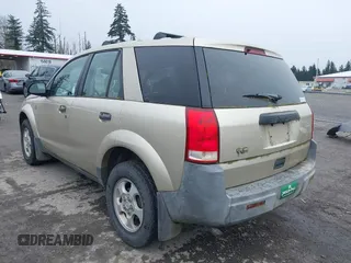 2002 Saturn VUE with VIN 5GZCZ23D92S830947, listed as a IAAI auction lot 41836156 with 121,752 mi miles. Bid and sale history available at carsss.com. Image 3.