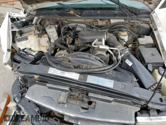 2002 Chevrolet S-10 LS with VIN 1GCCT19W028149143, listed as a Copart auction lot 41827785 with 205,053 mi miles and Salvage Title. Bid and sale history available at carsss.com. Image 11.