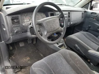 2004 Dodge Dakota z VIN 1D7FL16K54S682499, wystawiony jako Copart lot #42116895 z przebiegiem Nie podano mil oraz Nie do naprawy • Non repairable. Historia ofert i sprzedaży dostępna na DreamBid. Obrazek 8.