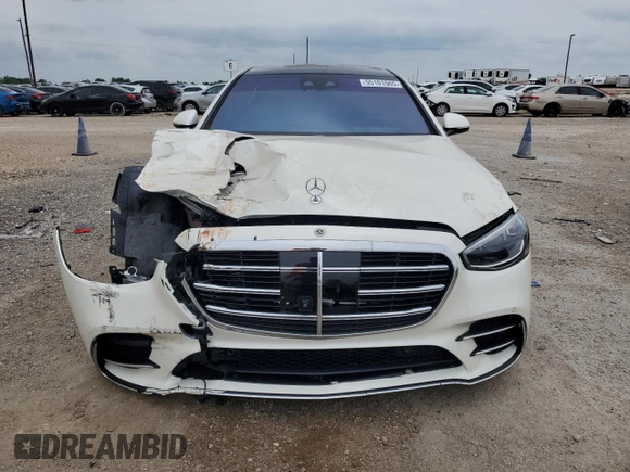 2022 Mercedes-Benz S 500 with VIN W1K6G6DBXNA166392, listed as a Copart auction lot 55101565 with 19,276 mi miles and Clean Title. Bid and sale history available at DreamBid. Image 5.