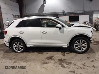 2021 Audi Q3 S line Premium with VIN WA1DECF36M1021600, listed as a IAAI auction lot 41081075 with 40,860 mi miles and . Bid and sale history available at DreamBid. Image 14.