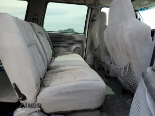 2003 Ford Excursion XLT with VIN 1FMSU41F63EA91902, listed as a Copart auction lot 50098155 with 252,972 mi miles and Salvage title. Bid and sale history available at DreamBid. Image 11.