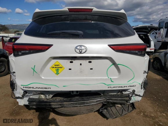 2022 Toyota Highlander Platinum with VIN 5TDFZRBH0NS165395, listed as a Copart auction lot 47591465 with 45,136 mi miles and Salvage Title. Bid and sale history available at carsss.com. Image 6.
