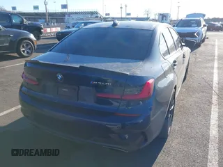 2020 BMW 3 Series M340i xDrive z VIN WBA5U9C08LFH41265, wystawiony jako IAAI lot #41572188 z przebiegiem 52 453 mil mil oraz . Historia ofert i sprzedaży dostępna na DreamBid. Obrazek 4.