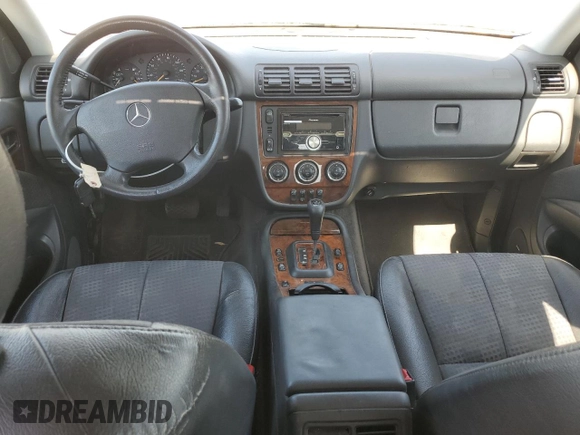 2002 Mercedes-Benz M 320/430/500 с VIN 4JGAB54E12A323838, выставлен на аукционе Copart как лот 59057205 с пробегом 141 574 миль миль и Чистый • Clean title. История ставок и продаж доступна на DreamBid. Изображение 8.