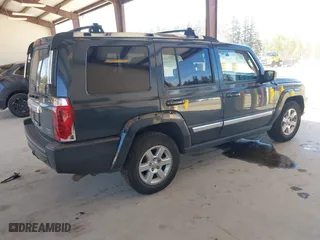 2006 Jeep Commander Limited with VIN 1J8HG58296C364600, listed as a IAAI auction lot 42054968 with 102,519 mi miles. Bid and sale history available at carsss.com. Image 4.