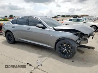 2022 Cadillac CT5 Premium Luxury z VIN 1G6DT5RK2N0117177, wystawiony jako Copart lot #54825945 z przebiegiem 39 212 mil mil oraz Czysty tytuł • Clean title. Historia ofert i sprzedaży dostępna na DreamBid. Obrazek 4.
