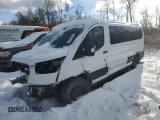 2023 Ford Transit Passenger XL with VIN 1FBAX2YG6PKA86544, listed as a Copart auction lot 43318865 with 37,236 mi miles and Clean Title. Bid and sale history available at carsss.com. Image 1.