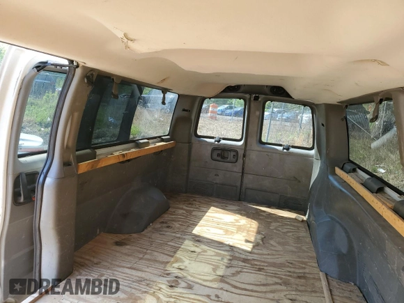 2008 Chevrolet Express Passenger with VIN 1GAHG39K981177228, listed as a Copart auction lot 55031385 with 274,971 mi miles and Salvage title. Bid and sale history available at DreamBid. Image 10.