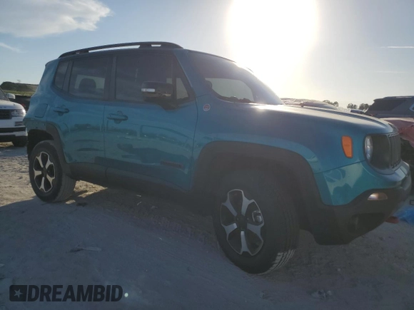 2022 Jeep Renegade Trailhawk with VIN ZACNJDC11NPN50059, listed as a Copart auction lot 43249915 with 32,494 mi miles and Salvage Title. Bid and sale history available at DreamBid. Image 4.