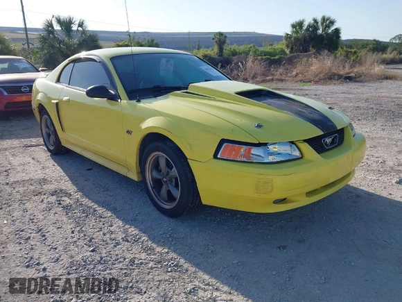 2000 Ford Mustang GT with VIN 1FAFP42X2YF259336, listed as a IAAI auction lot 42024703 with 134,358 mi miles. Bid and sale history available at carsss.com. Image 1.