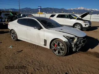 2020 Kia Stinger GT1 with VIN KNAE45LC6L6080870, listed as a Copart auction lot 48713105 with 80,995 mi miles and Salvage Title. Bid and sale history available at DreamBid. Image 4.