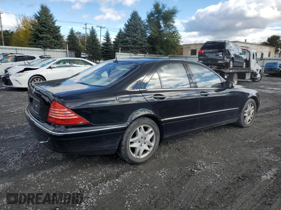 2006 Mercedes-Benz S 350 with VIN WDBNF67J26A483370, listed as a Copart auction lot 76024944 with 65,372 mi miles and Salvage Title. Bid and sale history available at DreamBid. Image 3.