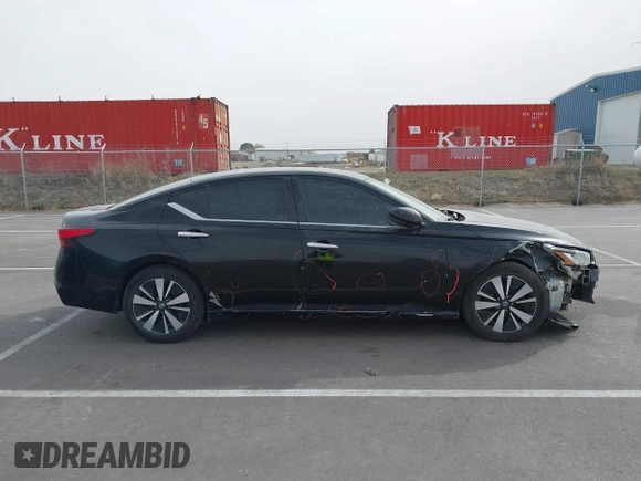 2019 Nissan Altima 2.5 SL with VIN 1N4BL4EV6KC165666, listed as a IAAI auction lot 41793064 with 171,927 mi miles. Bid and sale history available at carsss.com. Image 13.