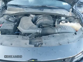 2019 Dodge Charger Police z VIN 2C3CDXAG0KH742178, wystawiony jako IAAI lot #43500430 z przebiegiem 44 430 mil mil oraz . Historia ofert i sprzedaży dostępna na DreamBid. Obrazek 20.