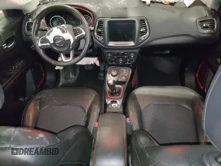 2019 Jeep Compass Trailhawk z VIN 3C4NJDDB2KT772222, wystawiony jako Copart lot #51116265 z przebiegiem 39 384 mil mil oraz Szkoda całkowita • Salvage title. Historia ofert i sprzedaży dostępna na DreamBid. Obrazek 8.