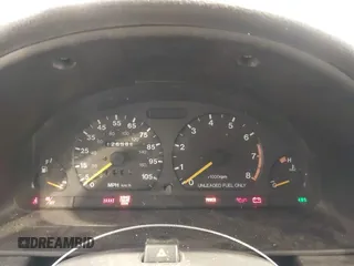 1997 Suzuki Sidekick z VIN JS3TD21V6V4105151, wystawiony jako IAAI lot #41805371 z przebiegiem 126 588 mil mil oraz . Historia ofert i sprzedaży dostępna na DreamBid. Obrazek 7.