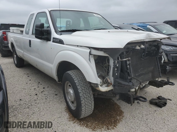 2015 Ford F-250 XLT z VIN 1FT7X2A63FEA35183, wystawiony jako Copart lot #43002515 z przebiegiem 92 324 mil mil oraz Szkoda całkowita • Salvage title. Historia ofert i sprzedaży dostępna na DreamBid. Obrazek 4.