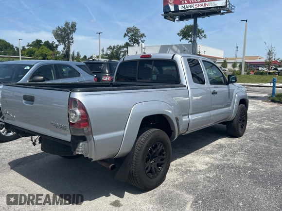 2013 Toyota Tacoma PreRunner with VIN 5TFTU4GN1DX044113, listed as a Copart auction lot 54171145 with 220,965 mi miles and Clean Title. Bid and sale history available at carsss.com. Image 4.