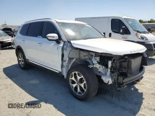 2020 Kia Telluride EX with VIN 5XYP3DHC6LG085291, listed as a Copart auction lot 60754565 with 7,695 mi miles and Salvage title. Bid and sale history available at DreamBid. Image 4.