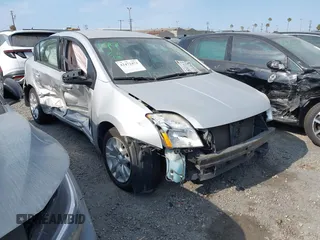 2012 Nissan Sentra SR z VIN 3N1AB6APXCL696146, wystawiony jako IAAI lot #42472473 z przebiegiem 72 889 mil mil oraz . Historia ofert i sprzedaży dostępna na DreamBid. Obrazek 1.