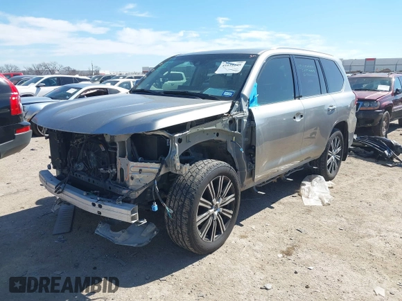 2018 Lexus LX 570 z VIN JTJHY7AX7J4255445, wystawiony jako IAAI lot #41631248 z przebiegiem 86 179 mil mil oraz . Historia ofert i sprzedaży dostępna na DreamBid. Obrazek 2.