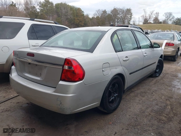 2004 Chevrolet Malibu with VIN 1G1ZS52F14F165339, listed as a IAAI auction lot 41729788 with 306,269 mi miles. Bid and sale history available at carsss.com. Image 4.