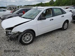 2007 Ford Focus S z VIN 1FAFP34N07W180932, wystawiony jako Copart lot #58607375 z przebiegiem 152 747 mil mil oraz Szkoda całkowita • Salvage title. Historia ofert i sprzedaży dostępna na DreamBid. Obrazek 1.