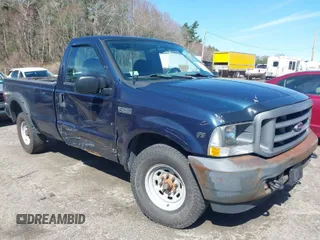 2002 Ford Super Duty F-250 XL with VIN 1FTNF20L92EA36463, listed as a IAAI auction lot 41994490 with 113,802 mi miles. Bid and sale history available at carsss.com. Image 1.