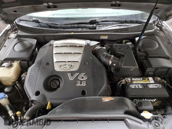 2008 Hyundai Azera Limited with VIN KMHFC46F98A273086, listed as a Copart auction lot 55390925 with 170,726 mi miles and Salvage title. Bid and sale history available at DreamBid. Image 11.