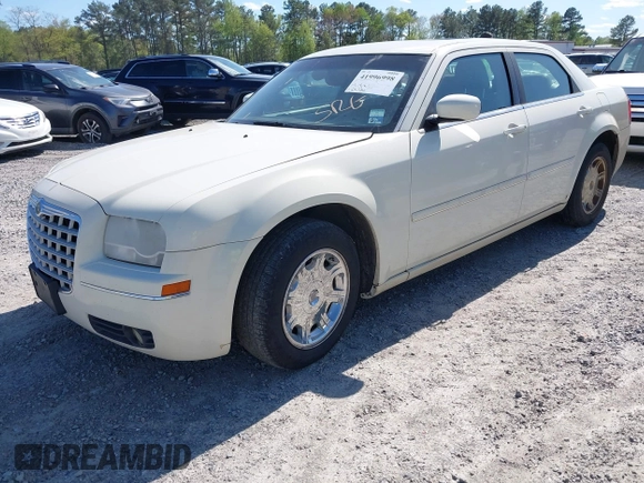 2005 Chrysler 300 Touring with VIN 2C3AA53G45H552972, listed as a IAAI auction lot 41996998 with 297,276 mi miles and . Bid and sale history available at DreamBid. Image 2.