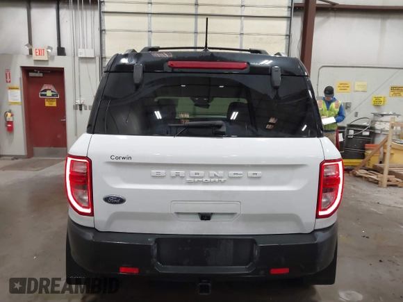 2021 Ford Bronco Sport Outer Banks z VIN 3FMCR9C61MRB05235, wystawiony jako IAAI lot #41726178 z przebiegiem 30 416 mil mil oraz . Historia ofert i sprzedaży dostępna na DreamBid. Obrazek 16.