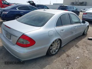 2007 Mercedes-Benz E 550 with VIN WDBUF72X87B102677, listed as a IAAI auction lot 41583518 with Not Provided miles and . Bid and sale history available at DreamBid. Image 4.