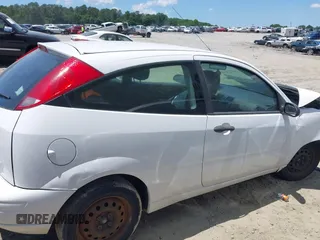 2007 Ford Focus S с VIN 1FAHP31N27W281824, выставлен на аукционе IAAI как лот 42332594 с пробегом 176 249 миль миль и . История ставок и продаж доступна на DreamBid. Изображение 13.