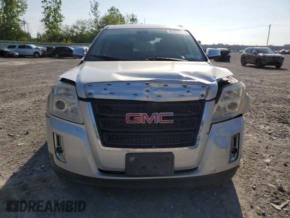 2010 GMC Terrain SLE-1 with VIN 2CTALBEW1A6345975, listed as a Copart auction lot 61572345 with 246,999 mi miles and Salvage title. Bid and sale history available at DreamBid. Image 5.